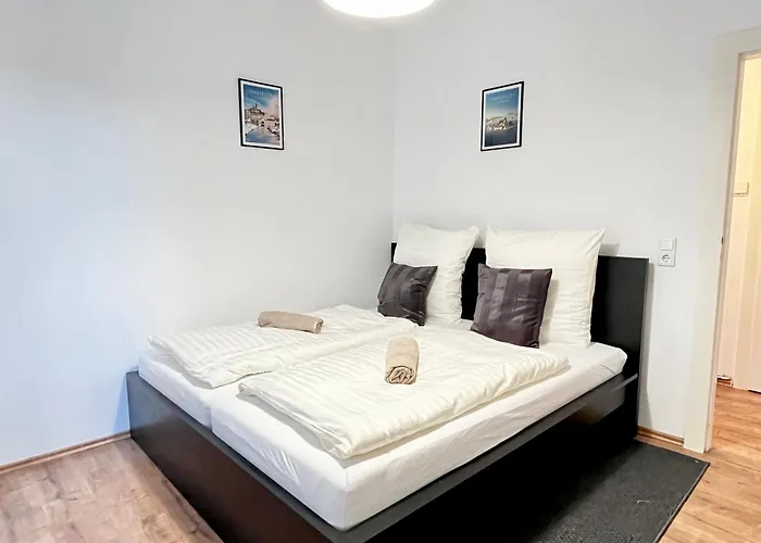 Zentrales Bis 4 Personen Mit Kueche Und Wohnzimmer - 54m² Appartement Hanovre