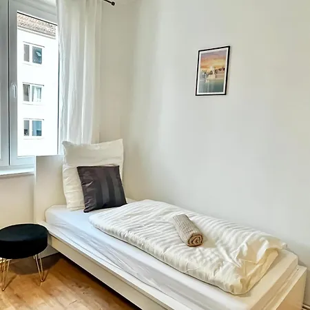 Apartment Zentrales Bis 4 Personen Mit Kueche Und Wohnzimmer - 54m²