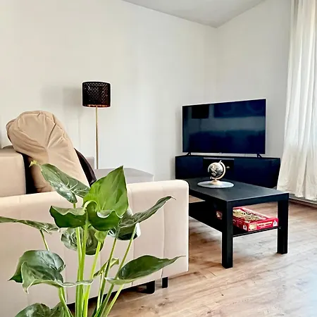 Zentrales Bis 4 Personen Mit Kueche Und Wohnzimmer - 54m² アパート