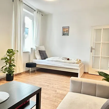 Apartment Zentrales Bis 4 Personen Mit Kueche Und Wohnzimmer - 54m² *