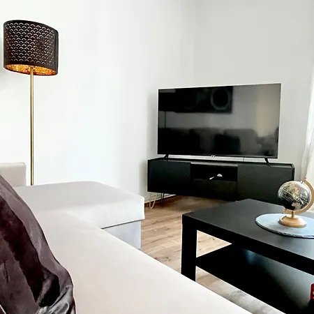 Appartement Zentrales Bis 4 Personen Mit Kueche Und Wohnzimmer - 54m² Hanovre